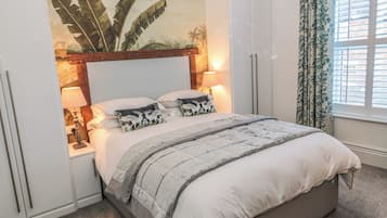 2 bedrooms, individually decorated, individually furnished, free WiFi