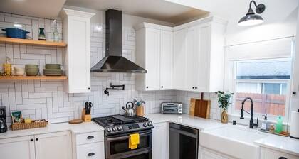 Stunning 5 Bedroom Smart House!