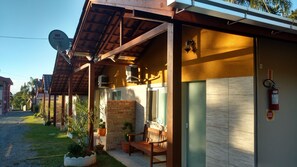 Familie chalet, veranda, uitzicht op tuin | Gratis wifi