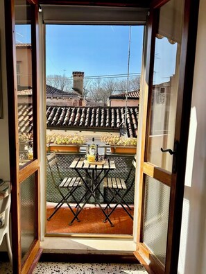 Dining - At the Biennale at Leda's (Venezia)