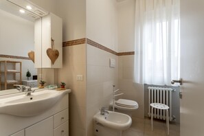 Bruser, bidet
