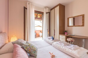 1 chambre, fer et planche à repasser, Wi-Fi gratuit