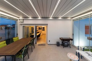 Outdoor dining - Alba Family Home (Zadar)