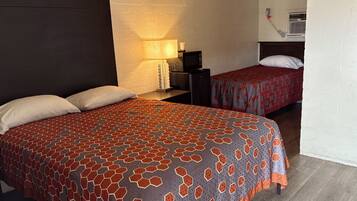 Classic Double or Twin Room, Multiple Beds | Desk, laptop workspace, free WiFi