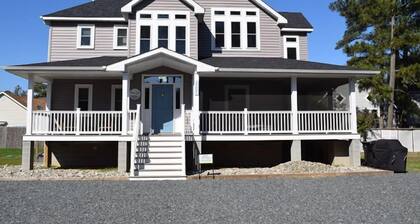 Rising Tide-4 BR | Screened Porch | Fire Pit