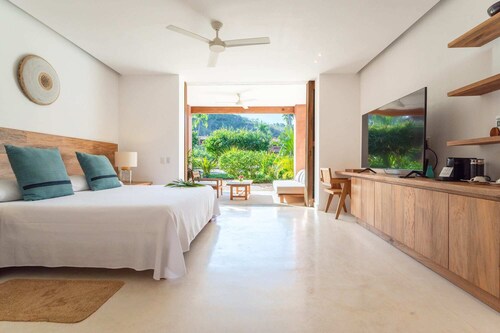 Junior Suite at El Careyes Club & Residences