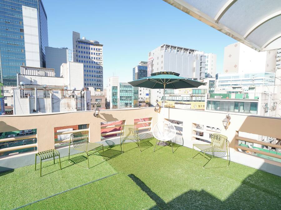 Triple Room (non-Korean nationals only) | Terrace/patio