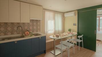 Triple Room (non-Korean nationals only) | Private kitchen | Fridge, microwave, stovetop, cookware/dishes/utensils