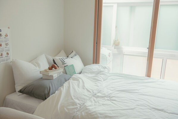 Triple Room (non-Korean nationals only) | Insonorización y wifi gratis 