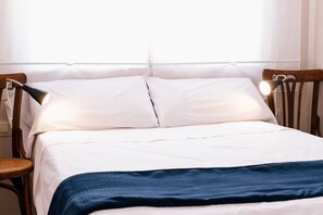 4 عدّة غرف نوم ومكواة/لوح كي وسرير سفر وواي فاي مجانًا