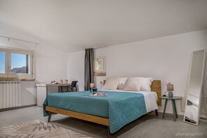 5 habitaciones, escritorio, tabla de planchar con plancha y wifi gratis 