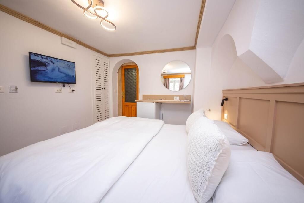 Double Room, City View | Free WiFi