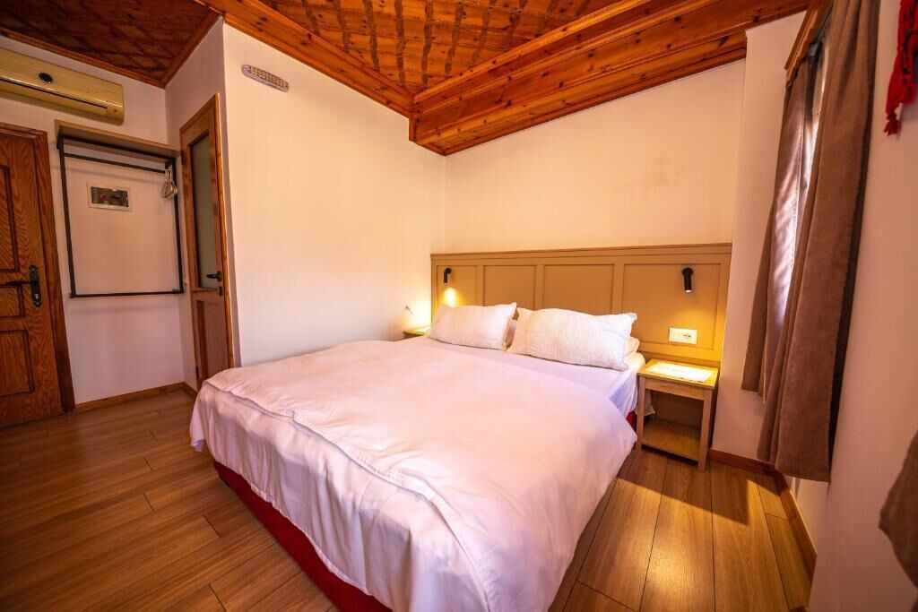 Double Room, City View | Free WiFi