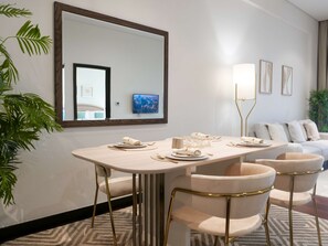 公寓 | 1 間臥室、網路服務