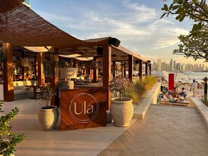 Apartment | 1 bedroom - Upgraded 1BR Paradise With Private Garden - Oceana (Dubai)