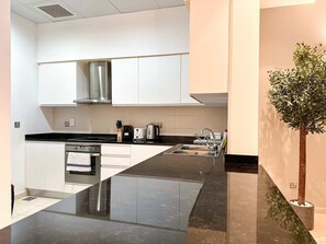 Apartment | 1 bedroom - Upgraded 1BR Paradise With Private Garden - Oceana (Dubai)
