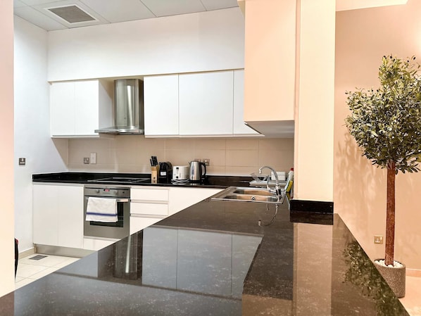 House | 1 bedroom - Upgraded 1BR Paradise With Private Garden - Oceana (Dubai)