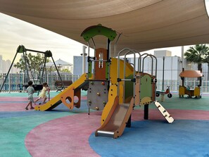 Apartment | 1 bedroom - Upgraded 1BR Paradise With Private Garden - Oceana (Dubai)