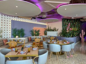 Apartment | 1 bedroom - Modern Beachfront 1BR Apartment - Tiara Residence (Dubai)