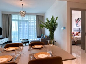 Apartment | 1 bedroom, Internet - Vibrant 1BR Apartment With Marina Ocean View (Dubai)