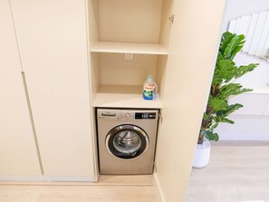 1 bedroom, Internet - Lovely Upgraded 1 Bedroom Apartment at 5 Resort (Dubai)