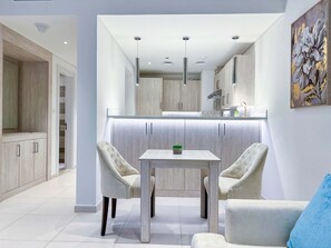 公寓 | 1 多间卧室、高速上网