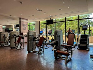 อพาร์ทเมนท์, สูบบุหรี่ได้ | 2 ห้องนอน, อินเทอร์เน็ตความเร็วสูง