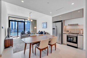 Apartment | 2 bedrooms, Internet - Dubai Marina Harbour View 2BR With Beach Access (Dubai)