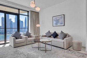 Apartment | 2 bedrooms, Internet - Dubai Marina Harbour View 2BR With Beach Access (Dubai)