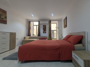 1 bedroom