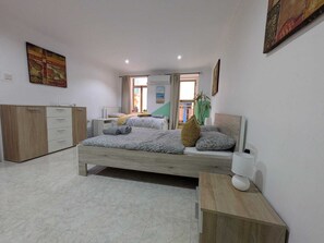 Apartment, 1 Bedroom, Balcony, City View