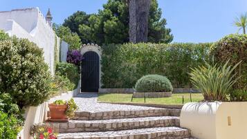 Villa | 4 dormitorios