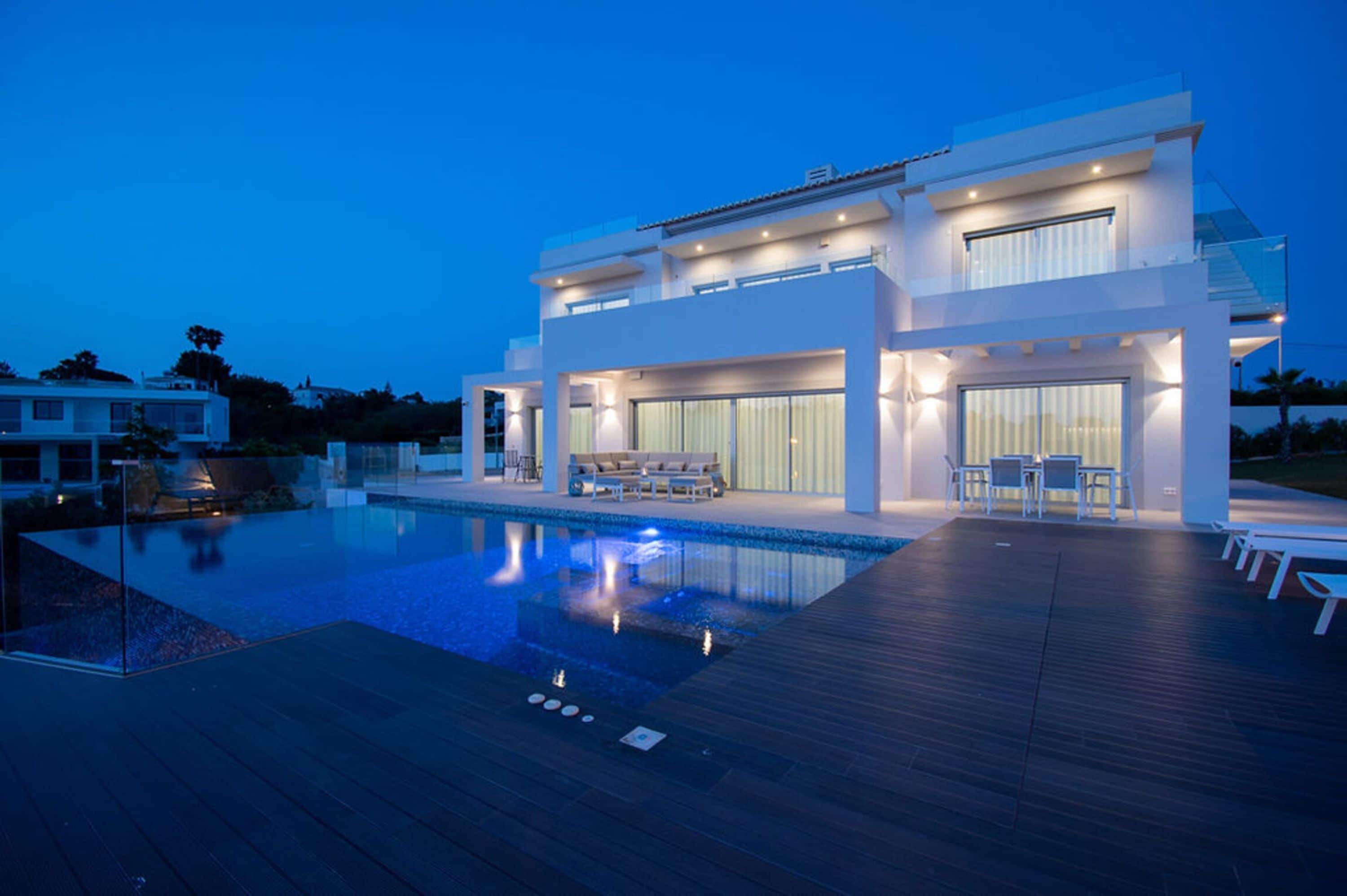 4 bedrooms, soundproofing