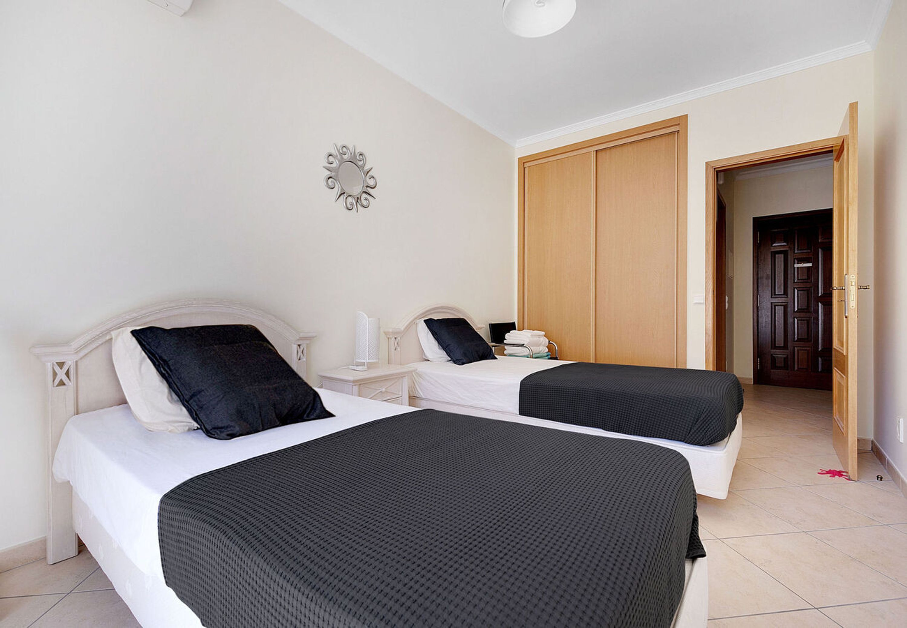 Apartment, Smoking | 3 bedrooms