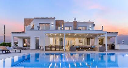 Goldeneye Luxury 6 Bedroom Villa With Infinity P