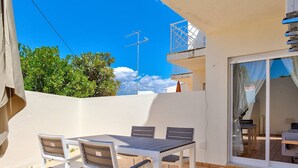 House | 2 bedrooms - 4 Cerro dos Pios Great Apartment in Fantastic lo (Lagoa)