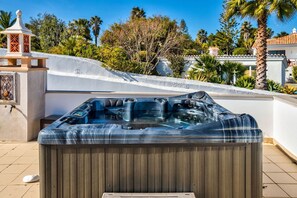 Apartment | 4 bedrooms - Carvoeiro Bay D Townhouse With Roof Top Jacuzzi (Lagoa)