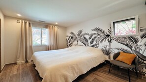 4 makuuhuonetta, silitysrauta/-lauta, internet, vuodevaatteet