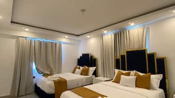 8 habitaciones, tabla de planchar con plancha, wifi y ropa de cama