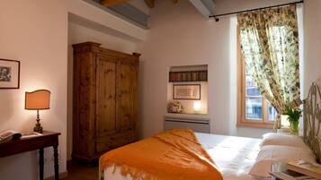 1 chambre, fer et planche Ă repasser, lit parapluie, Wi-Fi gratuit