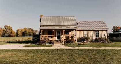 Moonlit Cottage Near Louisville