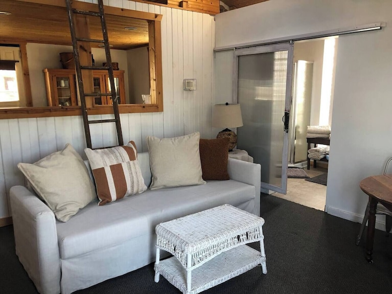 Hannah's Creek Farm Cottage - Indiana