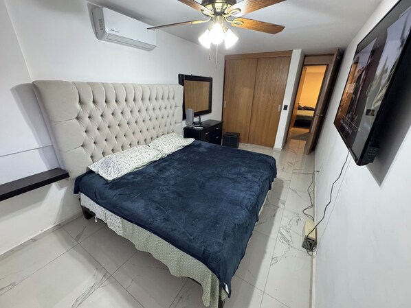 2 bedrooms, iron/ironing board, WiFi, bed sheets