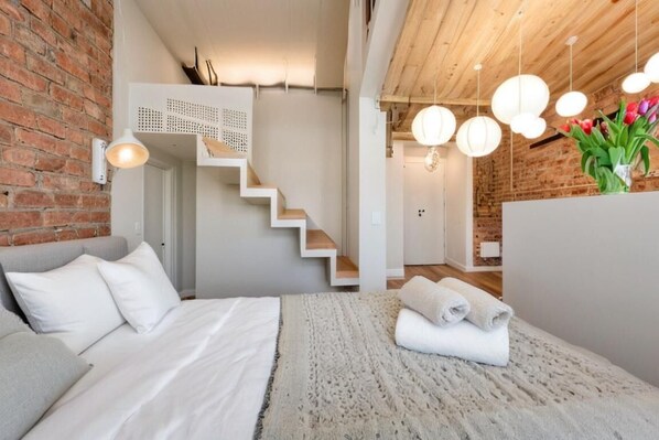 1 bedroom, iron/ironing board, free WiFi, bed sheets