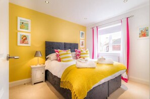 3 bedrooms, WiFi, bed sheets