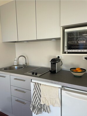 Four, plaque de cuisson, lave-vaisselle