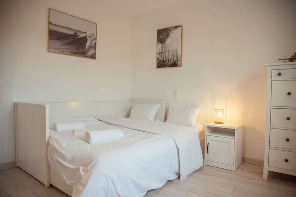 2 室のベッドルーム、WiFi