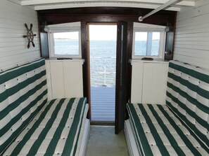 4 室のベッドルーム、アイロン / アイロン台、WiFi、ベッドシーツ