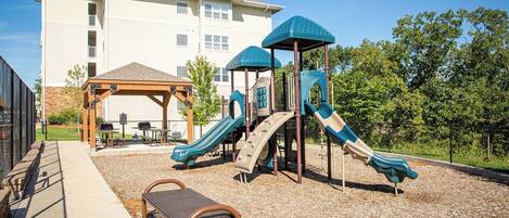 Children’s play area – outdoor