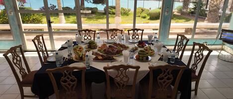 Comfort Room | Terrace/patio